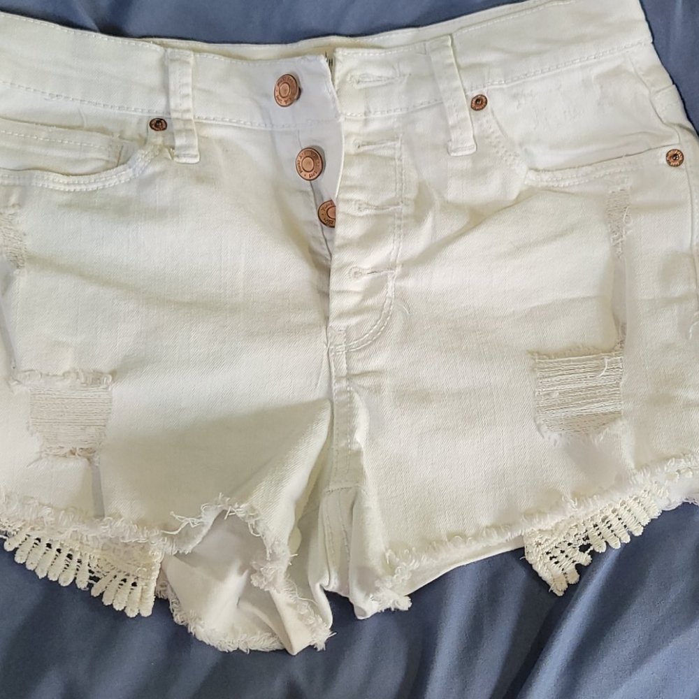 White high rise shorts